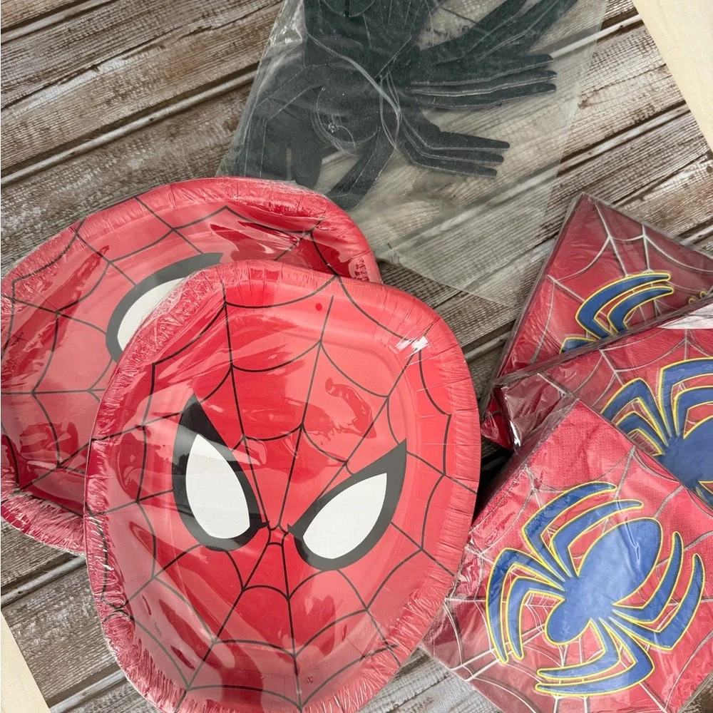 Marvel Spider Hero Party Set - Red and Black